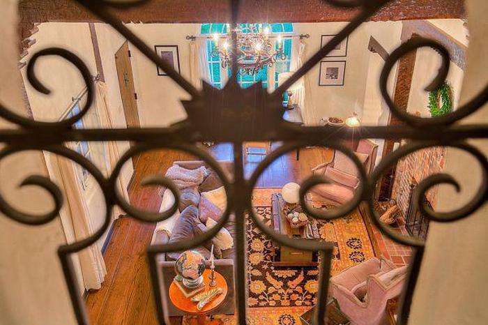 Будинок з серіалу «У всі тяжкі», у якому жив Джессі Пинкман, виставлений на продаж (11 фото)