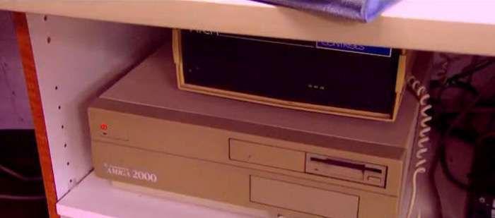 В американській школі досі використовують 30-річний компютер Commodore Amiga 2000 (4 фото)