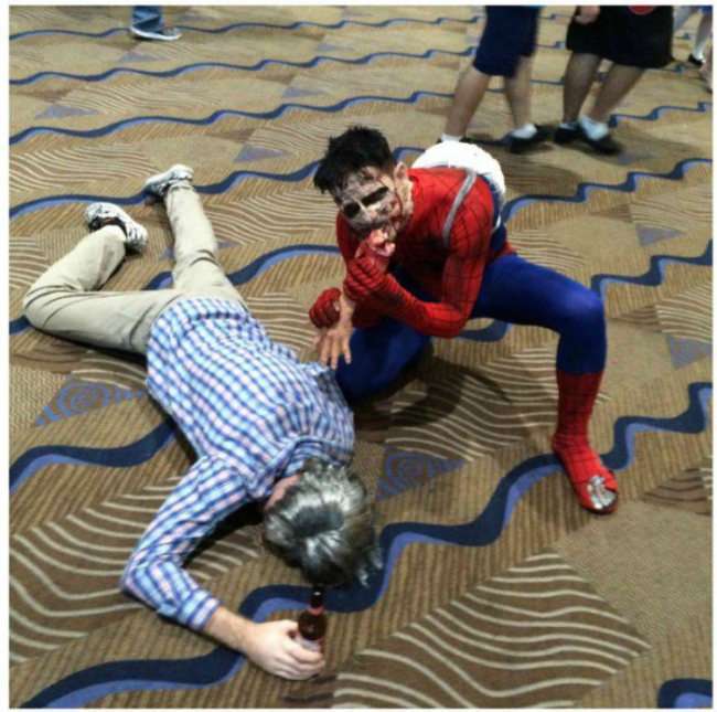 Хлопець відвідав Comic-Con (9 фото)