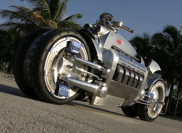 Dodge Tomahawk - найпотужніший мотоцикл у світі (19 фото)