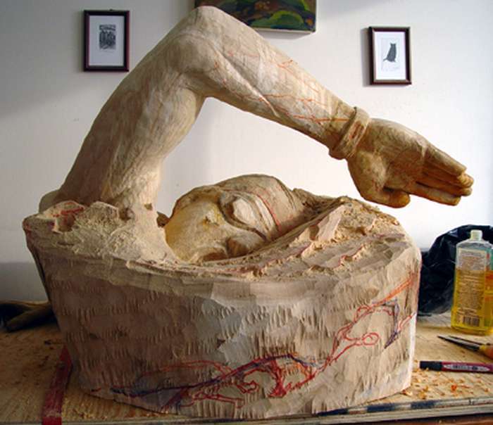 Оригінальна скульптура з дерева (16 фото)