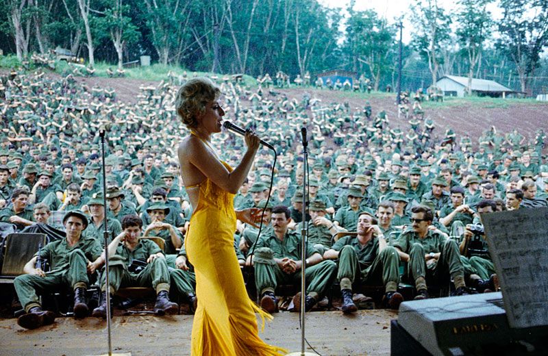 Скромные развлечения американских солдат во Вьетнаме. 