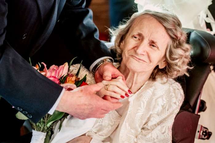 72-летняя невеста согласилась выйти замуж после 42 предложений Интересное