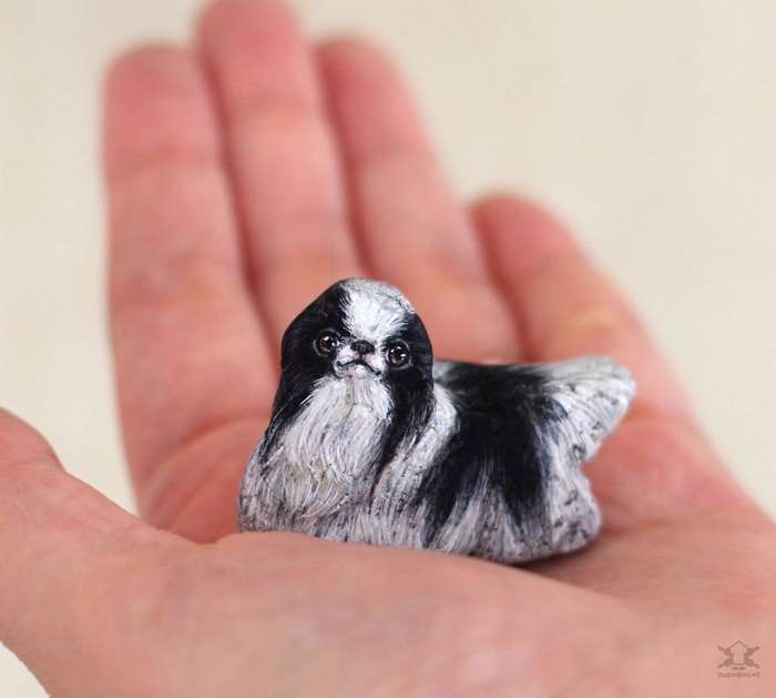 Японская художница оживляет камни, рисуя на них невероятно реалистичных животных Интересное