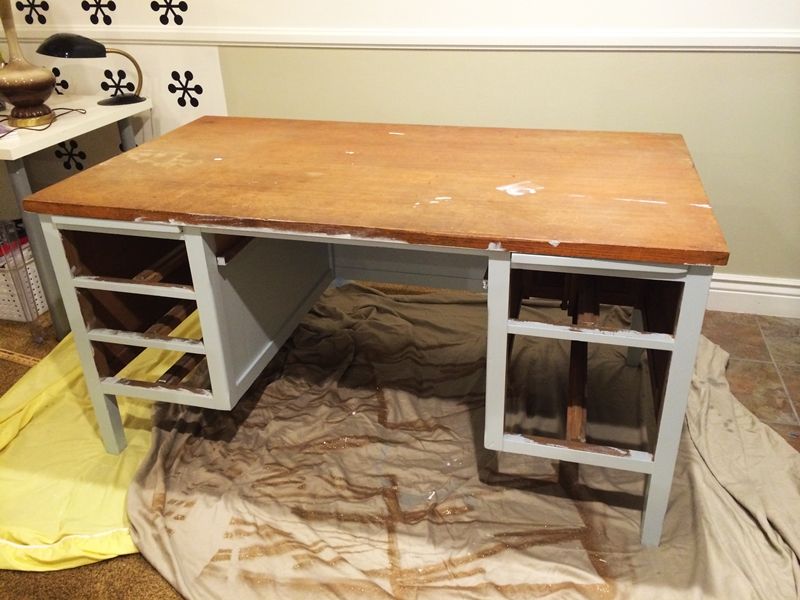 Обновляем старый стол, используя бетон бетон