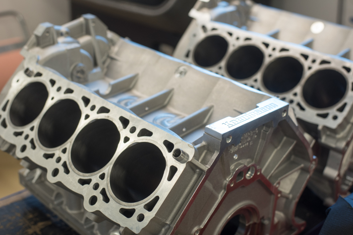 Алюминиевый или чугунный блок цилиндров: эксперт пояснил, какие двигатели лучше и почему 