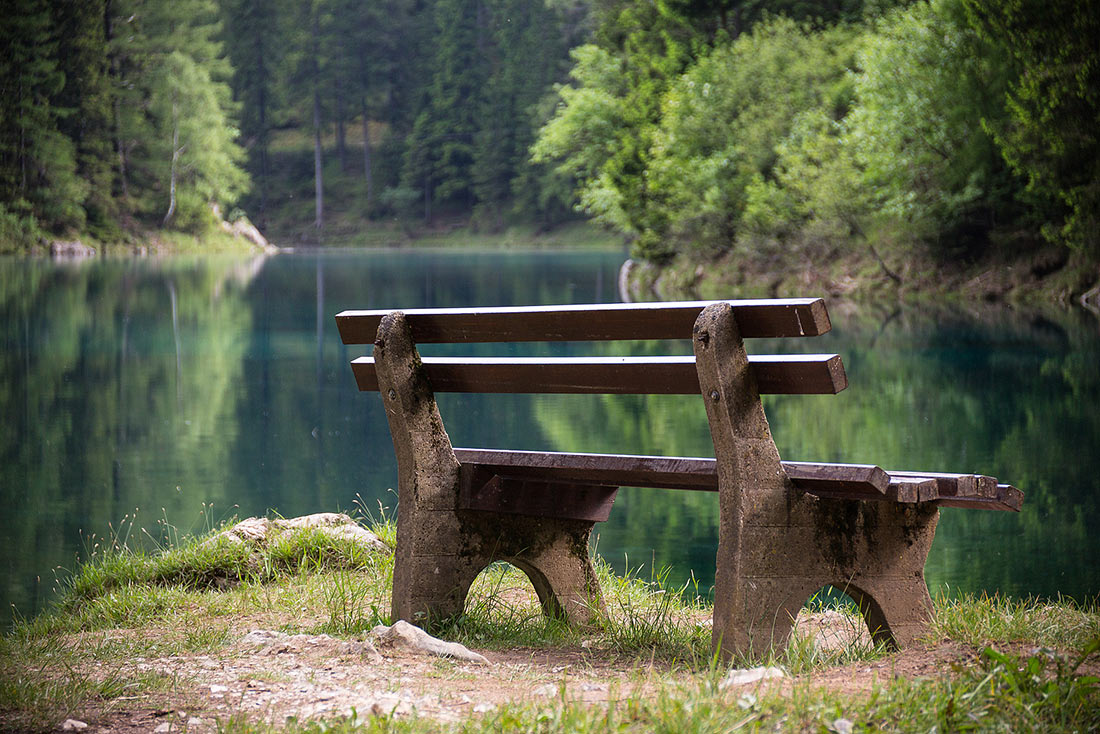 Грюнер-Зе: волшебное горное озеро, воды которого скрывают настоящий парк Австрия