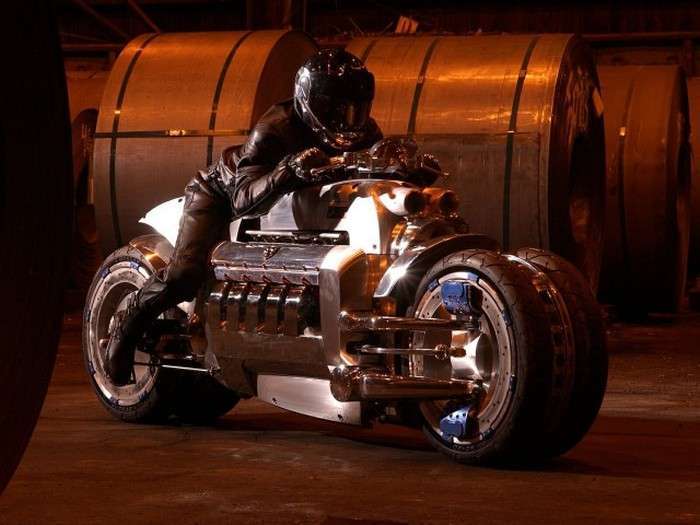 Dodge Tomahawk - найпотужніший мотоцикл у світі (19 фото)