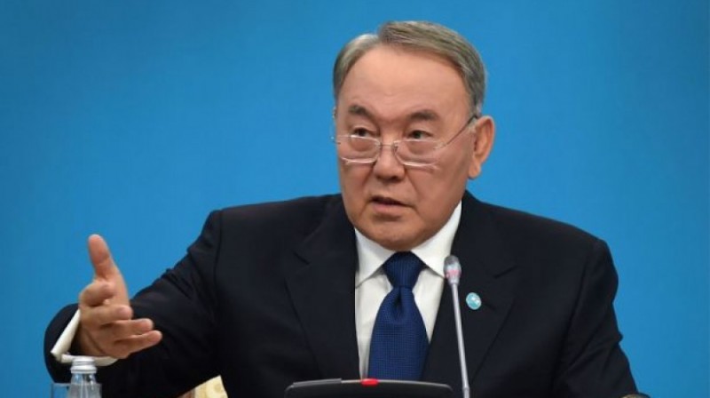 Назарбаев: «Вместо моих портретов при въезде в город я хочу видеть табло с цифрами созданных вами рабочих мест». Война и мир