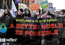 Тисячі людей вийшли на марш у Глазго, вимагаючи термінових заходів щодо клімату