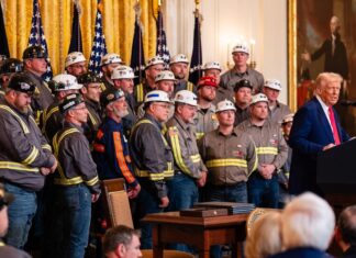 Pierwszy rok Trumpa: zmiana w amerykańskiej polityce energetycznej i klimatycznej