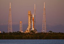 Місія “Артеміда-II” знову відкладена: ракета повертається для ремонту