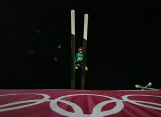 Elektronisches Coaching für Skispringer: Ein Sprung zur Leistungssteigerung?