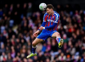 Bloed-hersenbarrièreschade gekoppeld aan chronische traumatische encefalopathie bij atleten