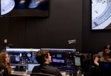 Людство заходить все далі: екіпаж Artemis II здійснив історичний обліт Місяця