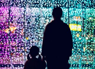 Die unheimliche Trauer liebender Roboter: In Silvia Parks Luminous