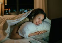 7 Tipps, die Ihnen helfen, Ihr unkontrollierbares Binge-Watching einzudämmen
